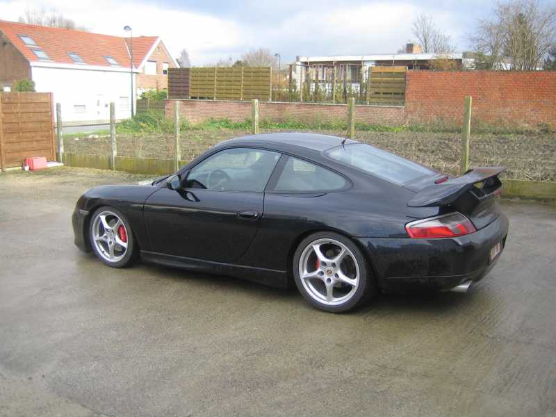 porsche996001.jpg