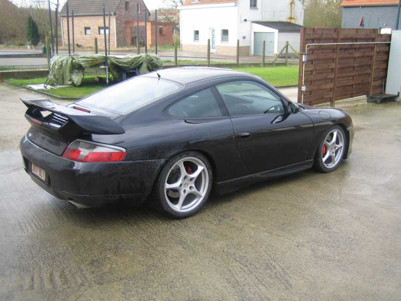 porsche996004.jpg