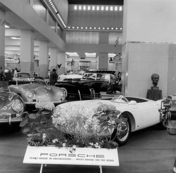 60anniPorscheinNordAmerica_04.jpg