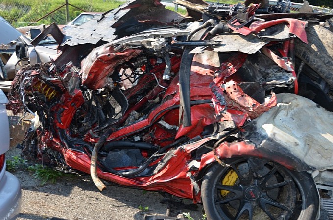 porsche-911-gt2-rs-crash-at-160-mph-medium_3.jpg