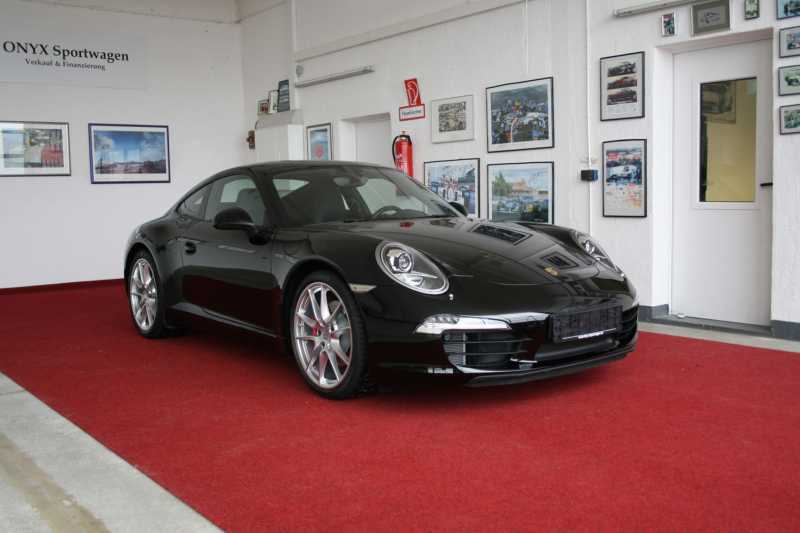 991_2s_coupe_tiefschwarz.jpg