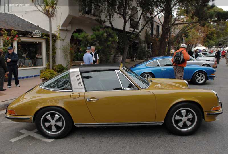 72-Porsche-911S_Targa_Olive.jpg