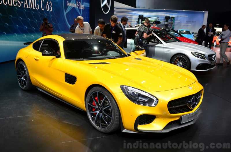 Mercedes-AMG-GT-front-three-quarter-at-the-2014-Paris-Motor-Show.jpg