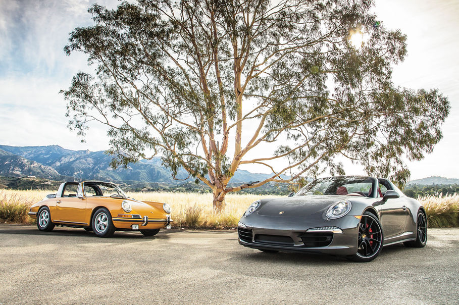 2016-Porsche-911-Targa-4S-and-1967-Porsche-911S-Targa.jpg