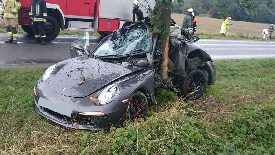 Porsche-Unfall-Marktschorgast-2.jpg