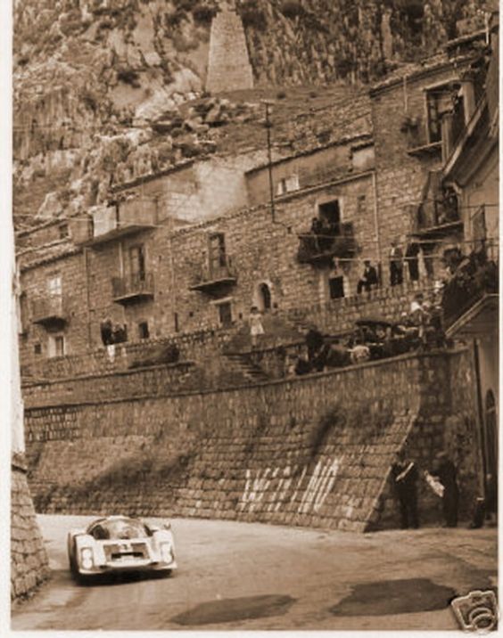 Porsche906_Mairesse-Muller_TargaFlorio1966.jpg