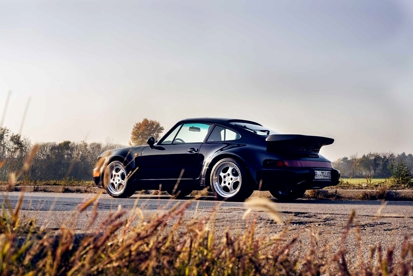 porsche964turbo3_6.jpg