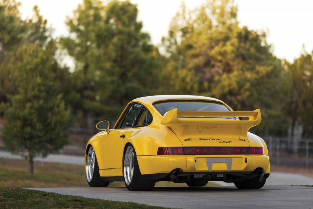 1993-Porsche-911-Carrera-RSR-3.8-1.jpg