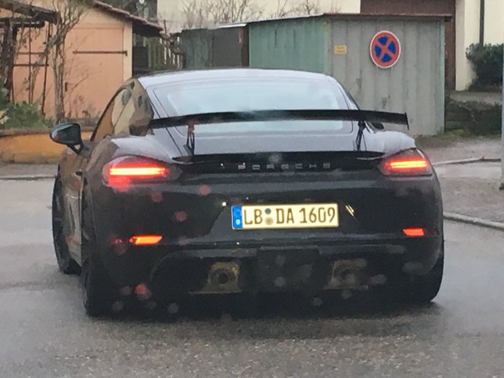 718GT4back.jpg