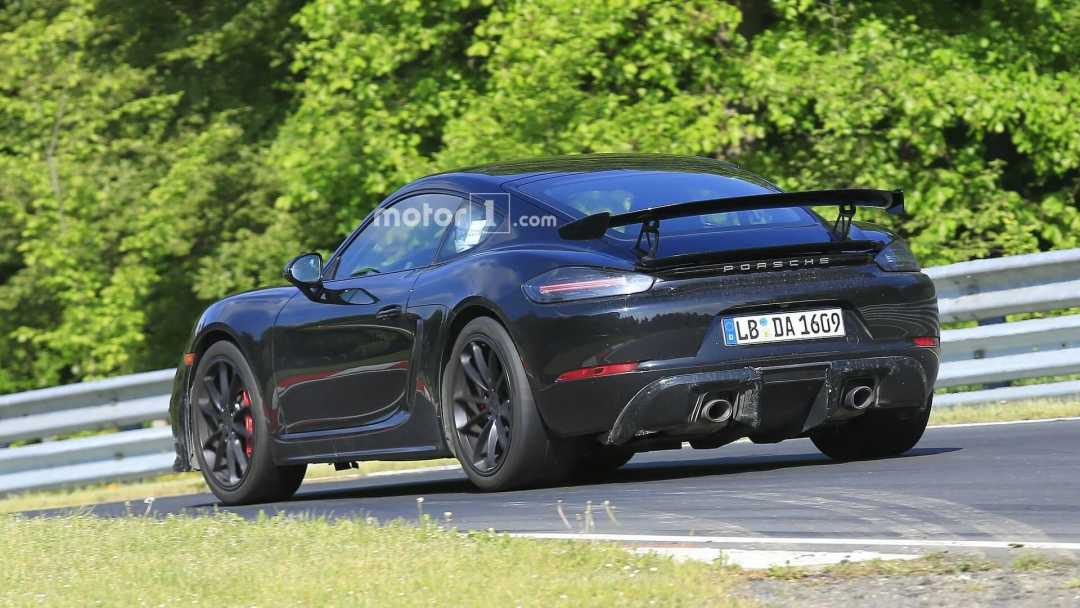 2019-porsche-718-cayman-gt4-facelift-spy-photo-2.jpg