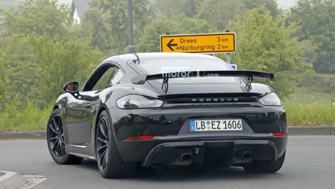 2019-porsche-718-cayman-gt4-facelift-spy-photo.jpg