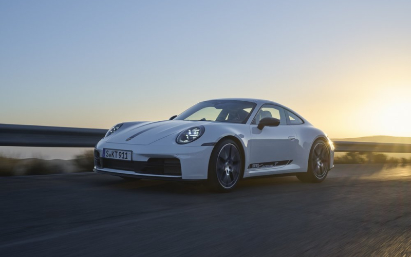 De nieuwe 911 Carrera T als coupé of cabrio